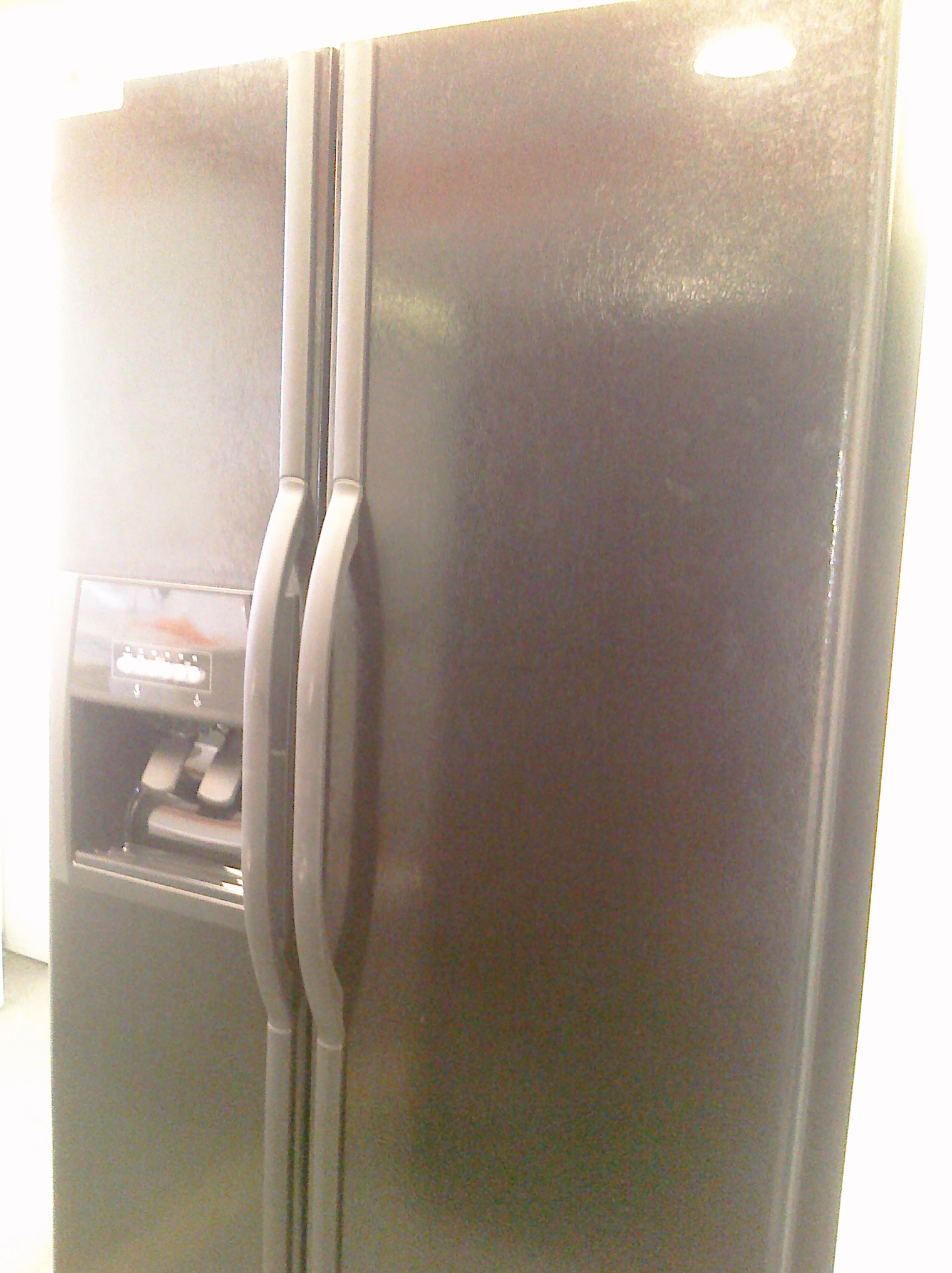 (9) Whirlpool ED5VHEXVB 25 Cubic Foot Energy Star Side-By-side Refrigerator, Black