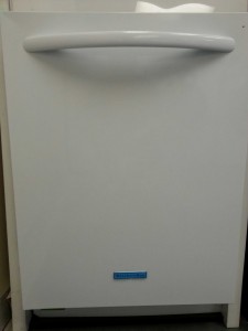 (9) Kitchen Aid KUDE60FXWH 24″ Built-In Dishwasher, White