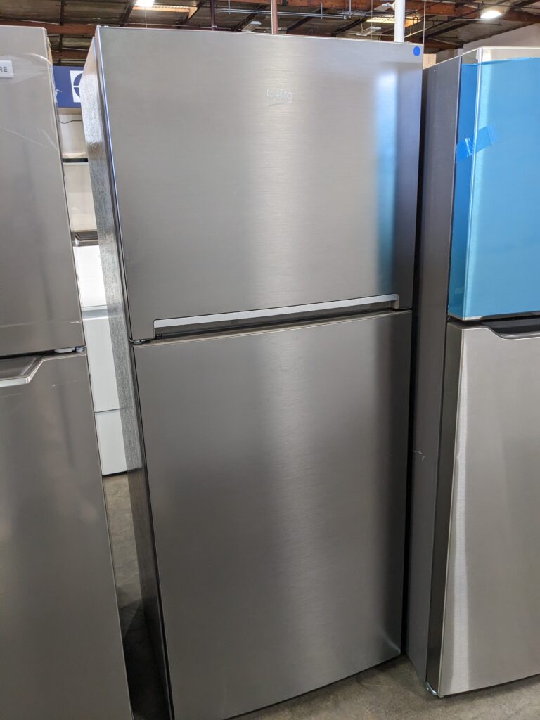 (9) Beko 28″ 14 CuFt Counter-Depth Top-Mount Refrigerator, Stainless Steel