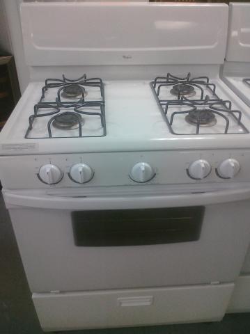 (9) Whirlpool WFG111SVQ 30″ Gas Range with Window and Sealed-Burners, White