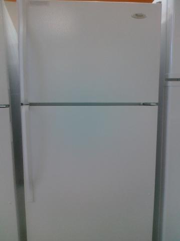 (9) Whirlpool W4TXNWFWQ 14 CuFt Top-Mount Refrigerator, White