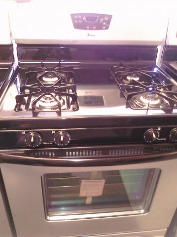 (9) Amana AGR5844VDD 30″ Free-Standing Self-Clean Gas Range, Universal Silver