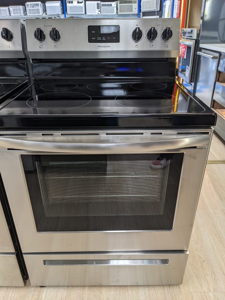 (9) Frigidaire 30″ Free-Standing Glass Smooth-Top Electric Range w/ 5-Burners, Stainless Steel